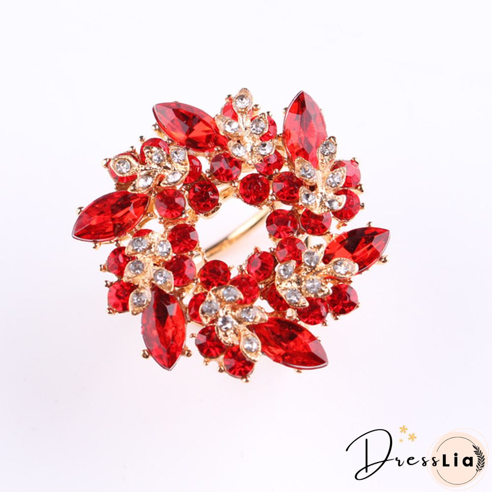 1 Pc Korean Fashion Copper Hollow Wreath Three-ring Silk Scarf Buckle Pearl Shawl Buckle Alloy High-grade Brooch