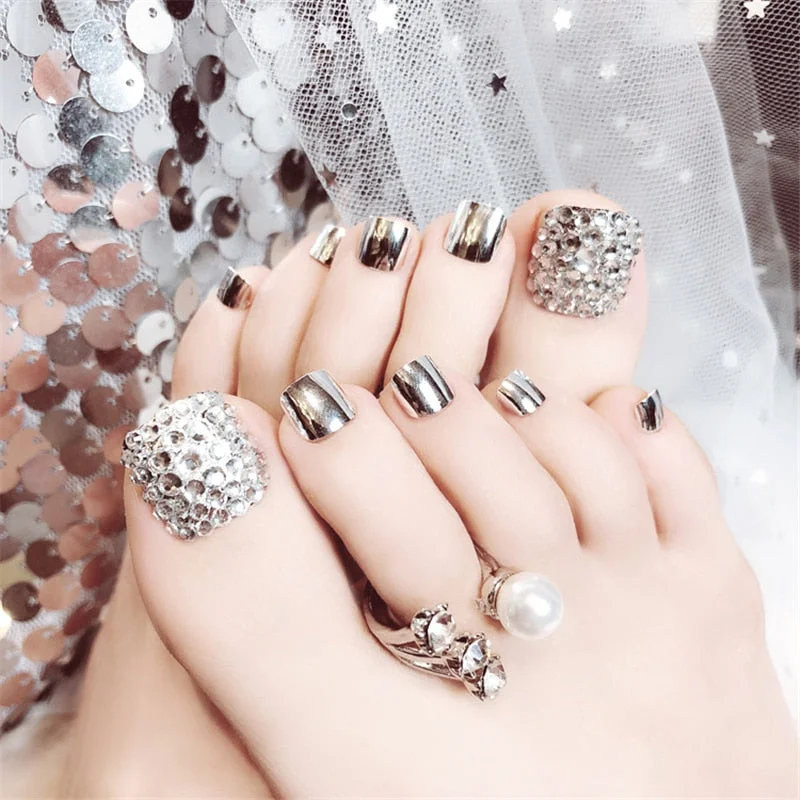 24Pcs/Set Beauty Chic Toe Nails Silver Metallic Finished Full Cover for Foot with Rhinestone Feet Artificial False Nail-Nail Inspo