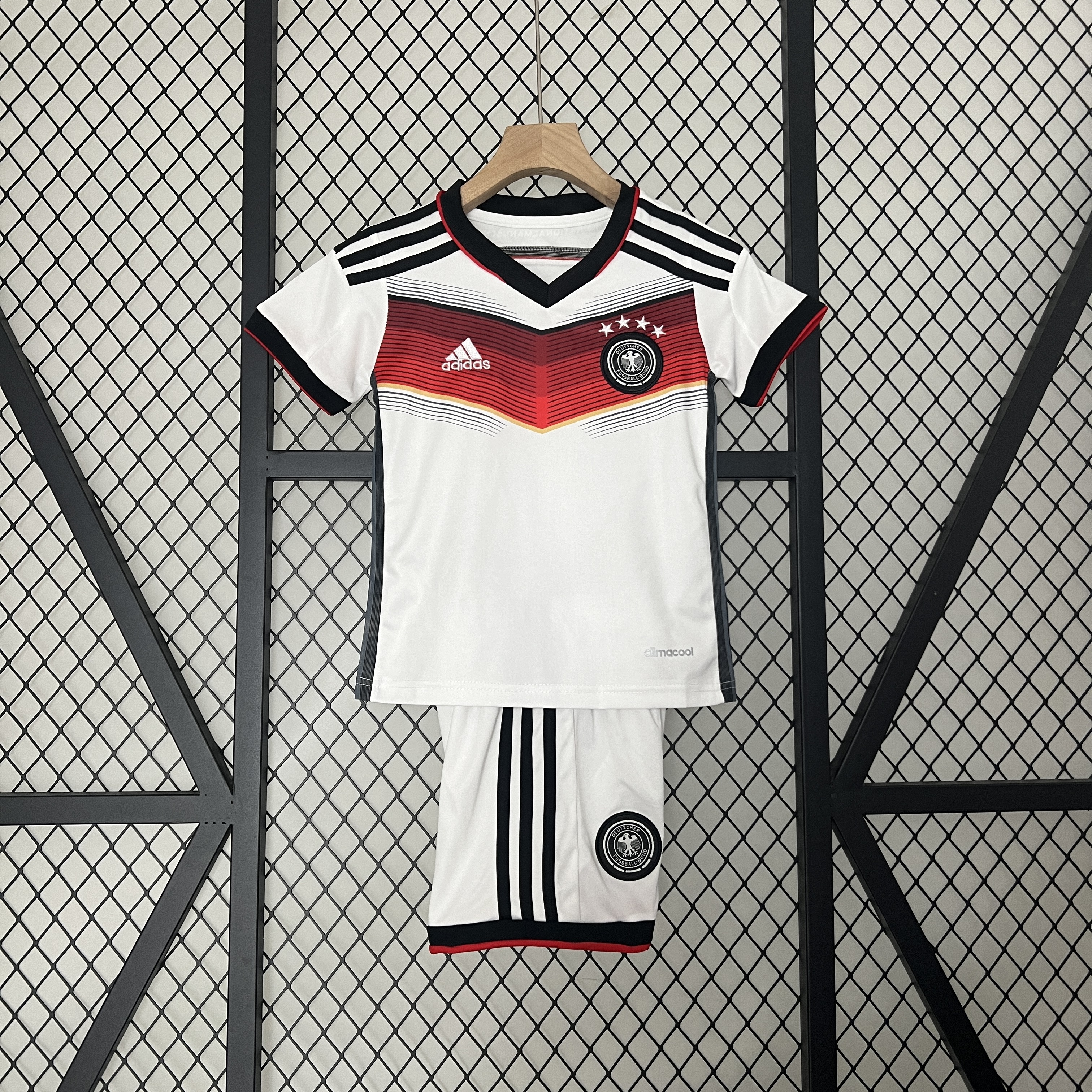 Retro Germany 2014 Home Stadium Kids Kit