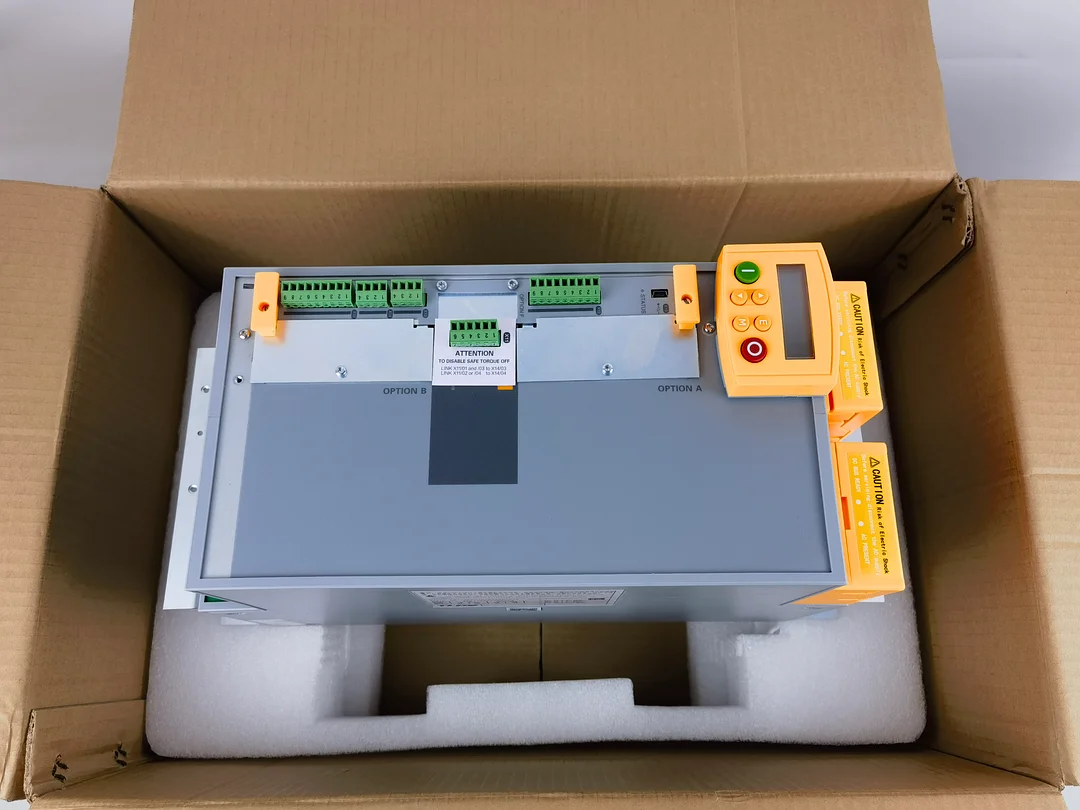 NEW Parker AC890 Common Bus 560/705VDC 30kW 890CD-532590D0-000-1A000