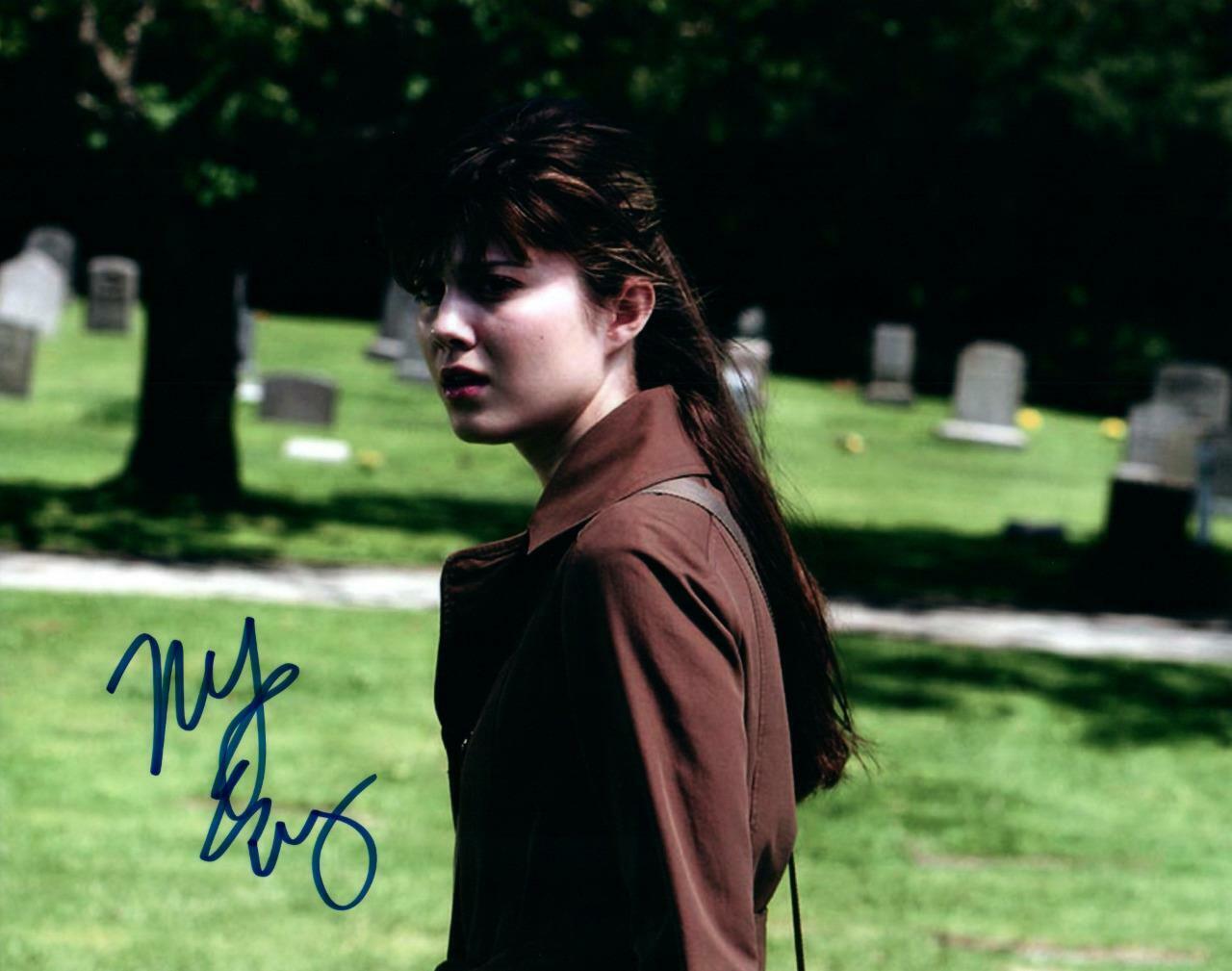 Mary Elizabeth Winstead signed 8x10 autographed Photo Poster painting + COA