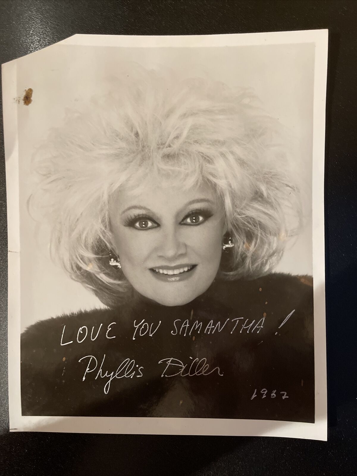 Great 8x10 Signed Autographed Photo Poster painting of Phyllis Diller, Actress & Comedian 1967