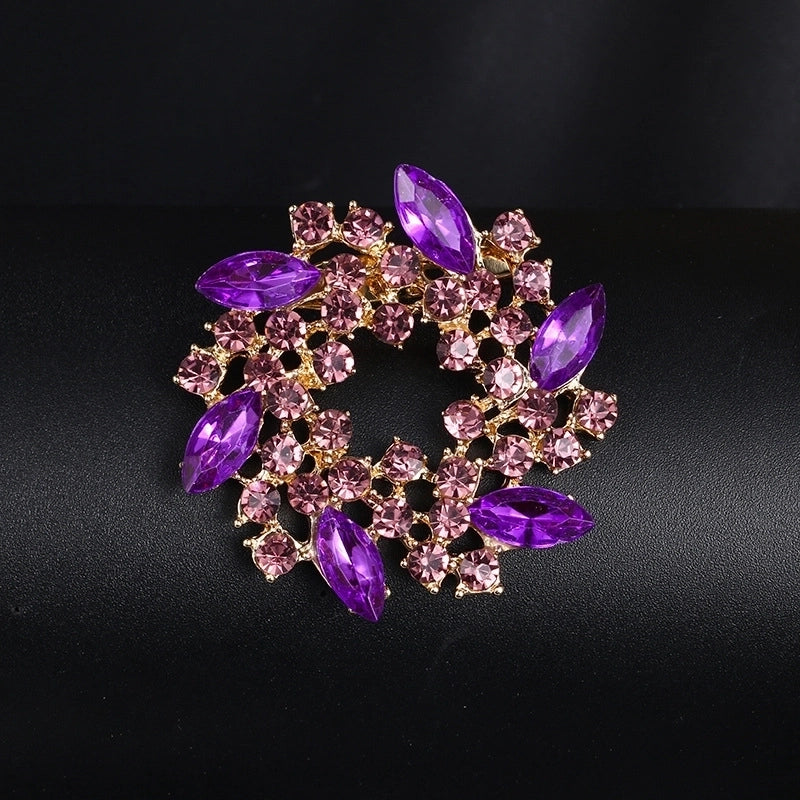 Korean Style Pin Flower Alloy Plating Rhinestones Women’S Brooches