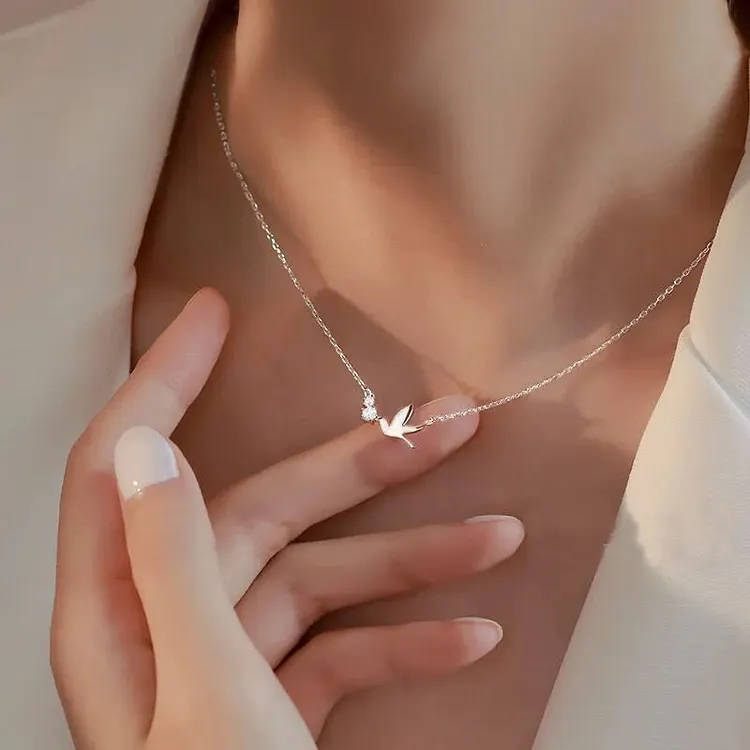 Women's Silver Dove Pendant Necklace &acirc;&euro;&ldquo; Elegant Peace Bird Charm Jewelry
