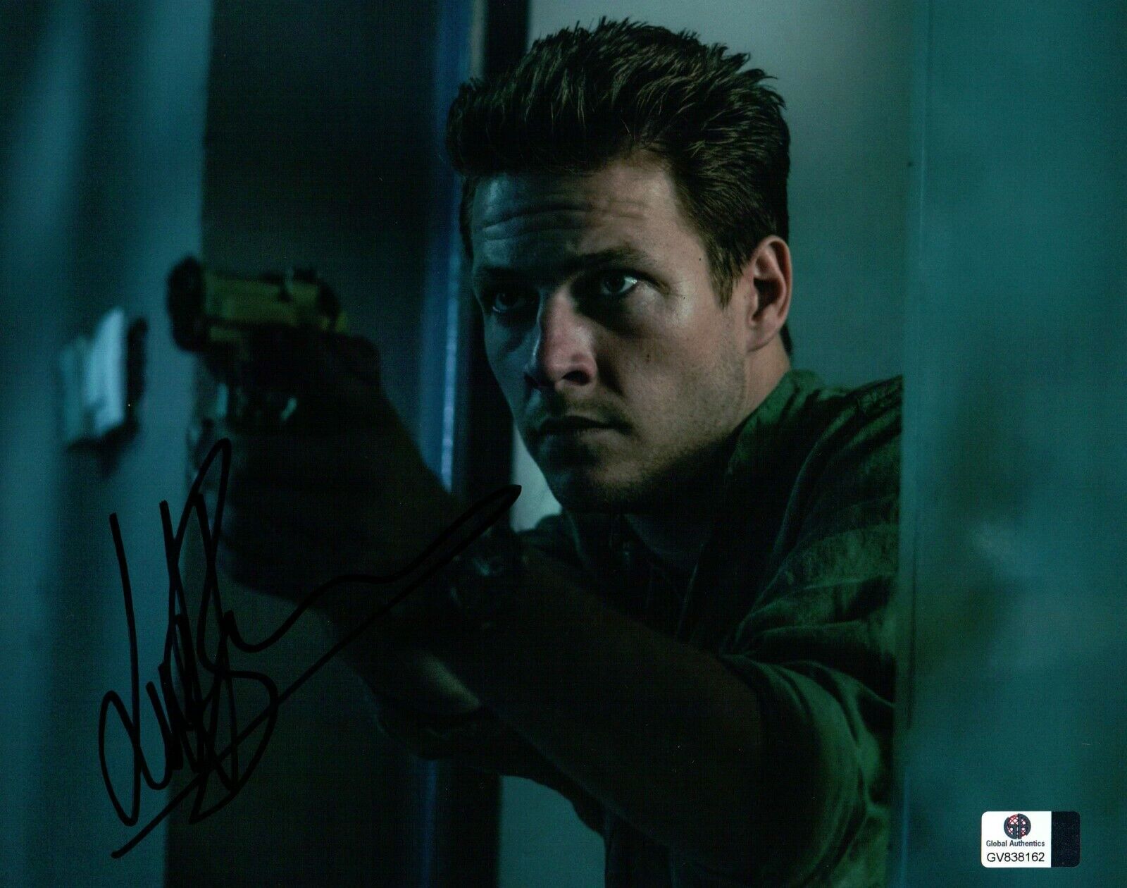 Luke Bracey Signed Autographed 8X10 Photo Poster painting The November Man with Gun GV838162