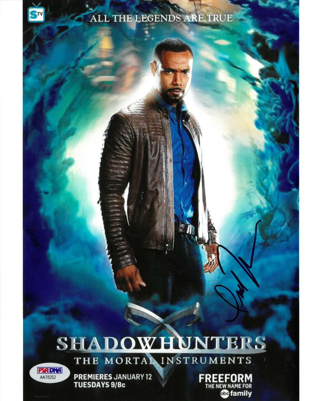 Isiah Mustafa Signed Shadow Hunters Autographed 8x10 Photo Poster painting PSA/DNA #AA78252