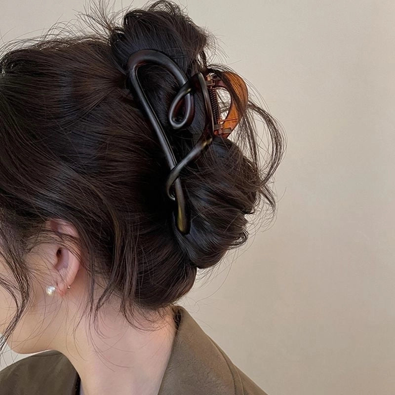 Women’s Casual Streetwear Heart Shape Arylic Handmade Hair Claws