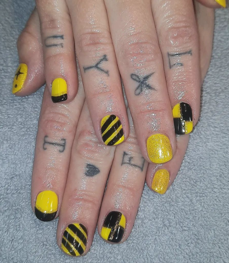 Black and Yellow Nail Designs for Summer 2023 | Morovan