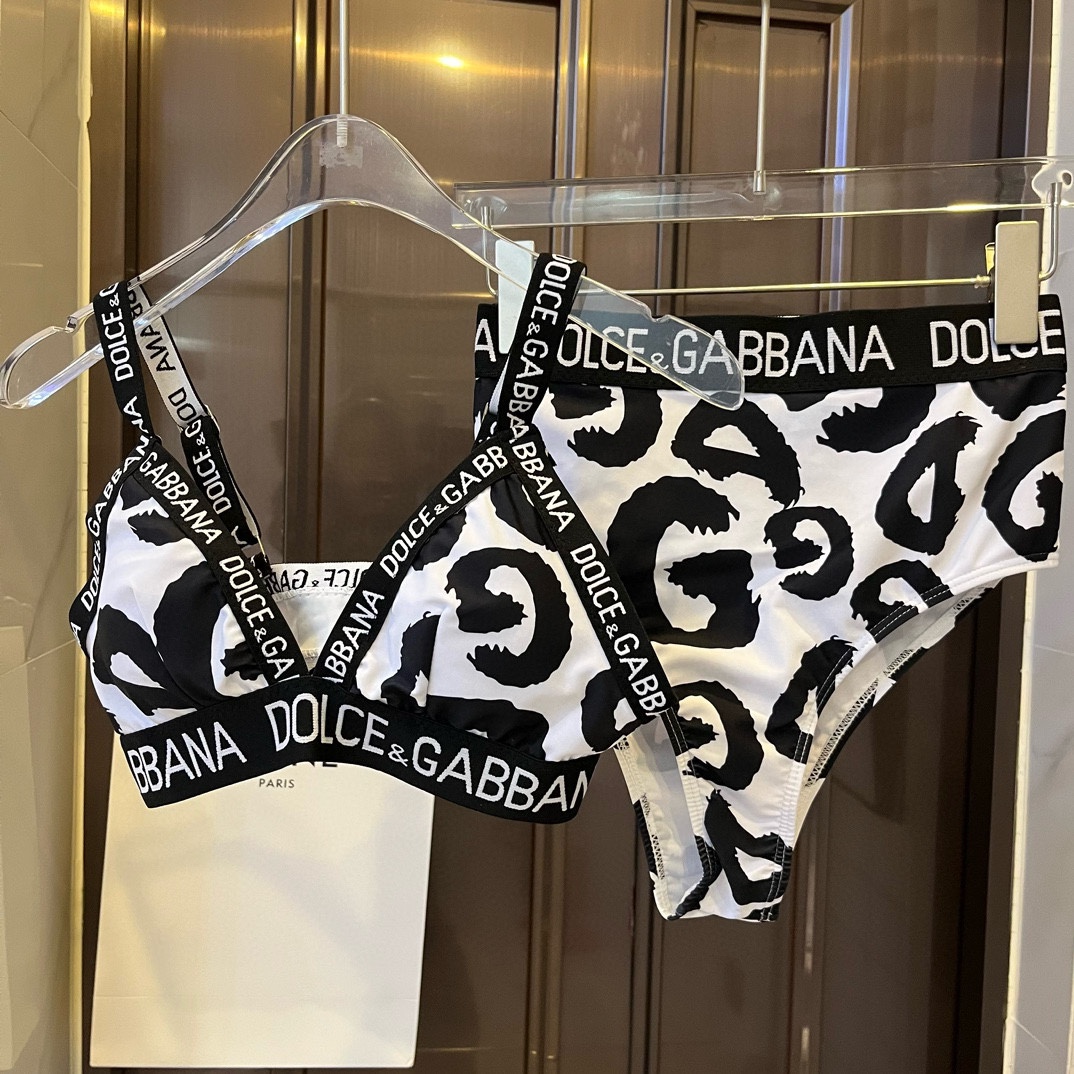 C8cc0b4a9a668218d3ccbc05b24a32ba