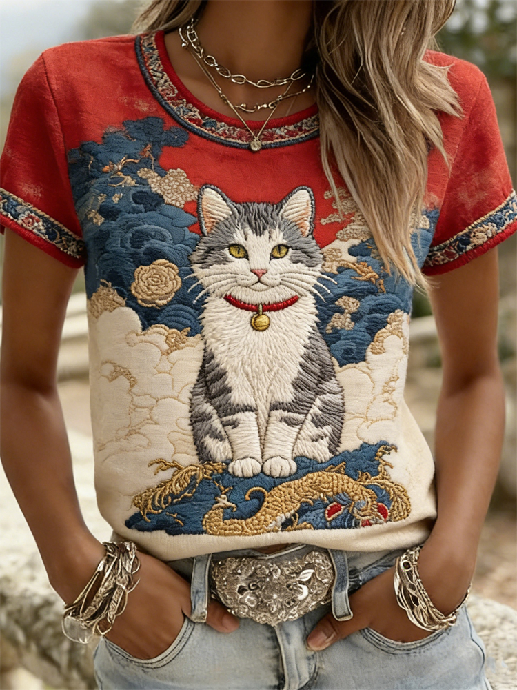 Comstylish Fuzzy Cat Japanese Landscape Art Contrast T Shirt