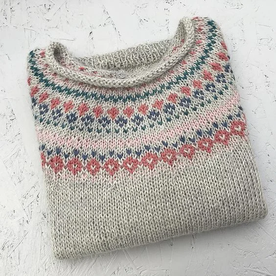 Vintage Floral Pattern Round Neck Comfy Sweater