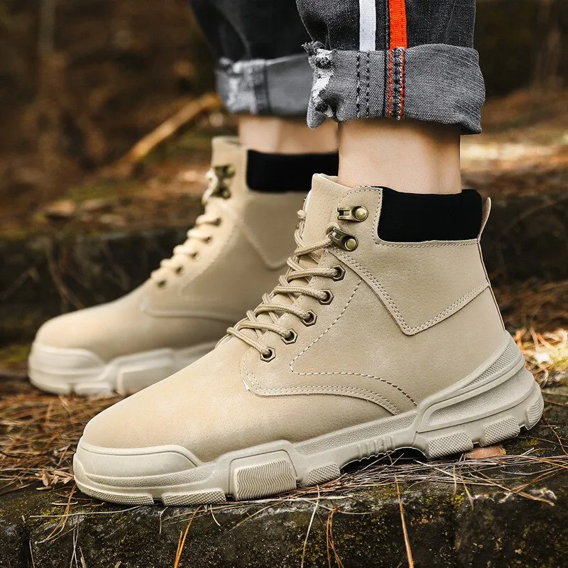 2021 New Fashion Men Boots  Shoes Male Shoes Man Outdoor Comfy Classic Men Casual Boots