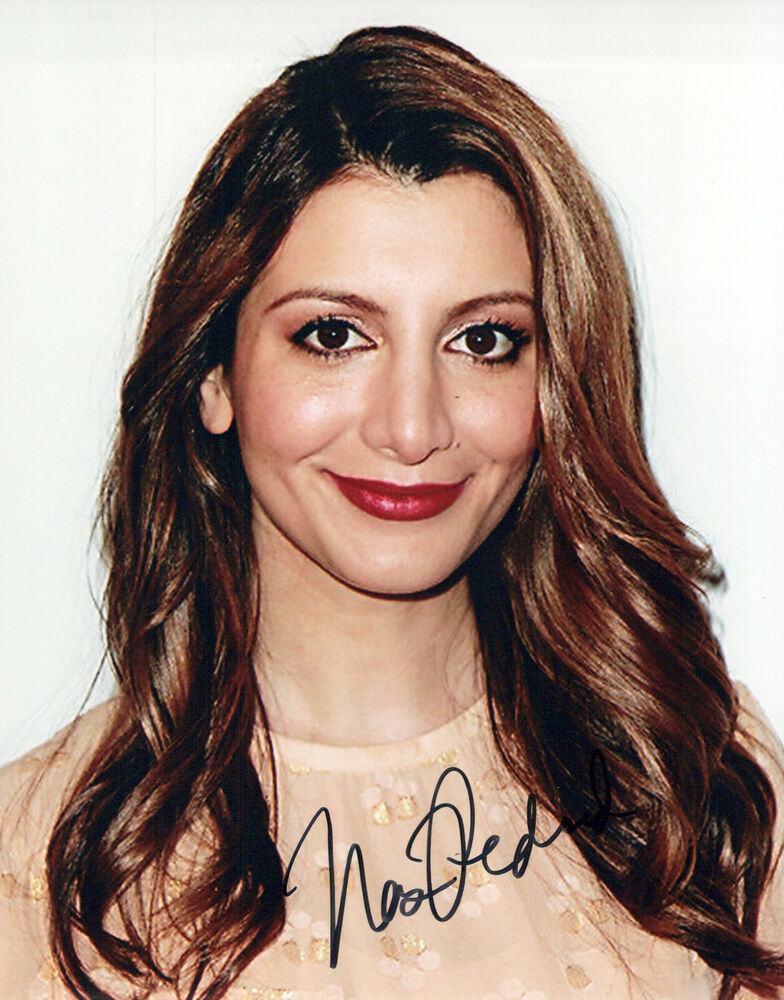 Nasim Pedrad glamour shot autographed Photo Poster painting signed 8x10 #2