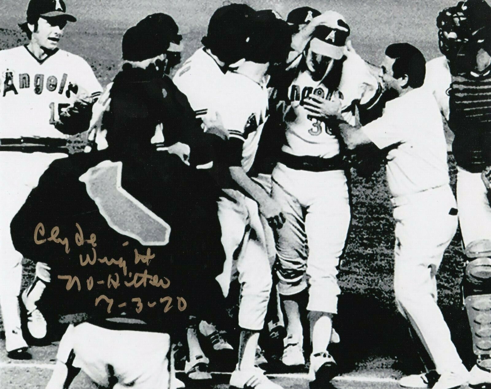 CLYDE WRIGHT CALIFORNIA ANGELS NO-HITTER 7-3-70 ACTION SIGNED 8x10