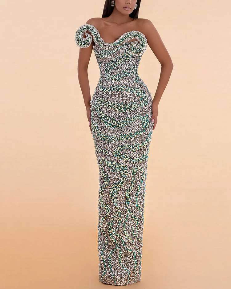 Maxi Dress With Crystals Details On the Front