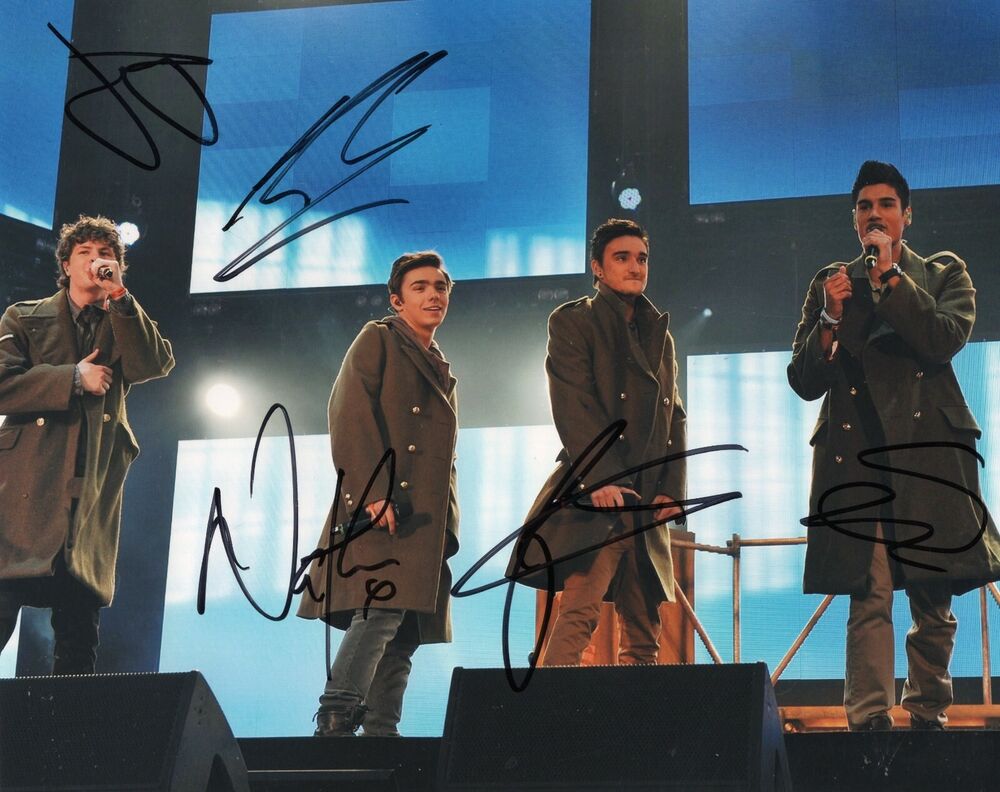 Group Signed 8x10 Photo Poster painting w/COA U.K. Band All Time Low Heart Vacancy #4