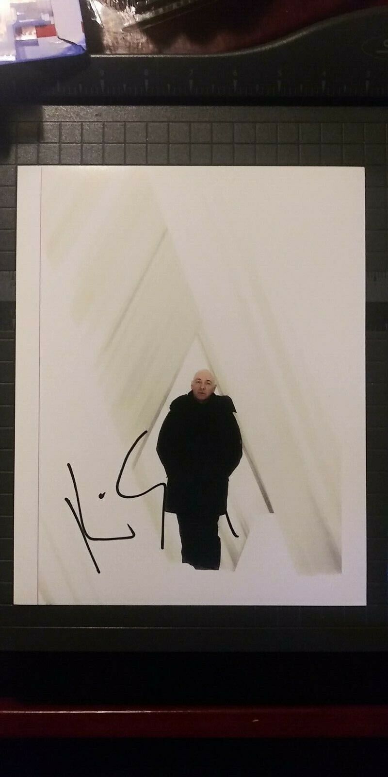 Kevin Spacey signed 8x10