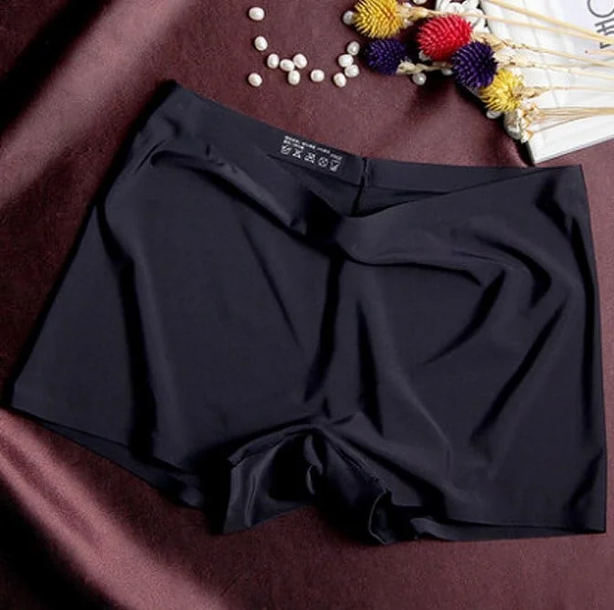 High-waisted hip lift Ice Silk antibacterial cotton cotton boxer shorts🔥