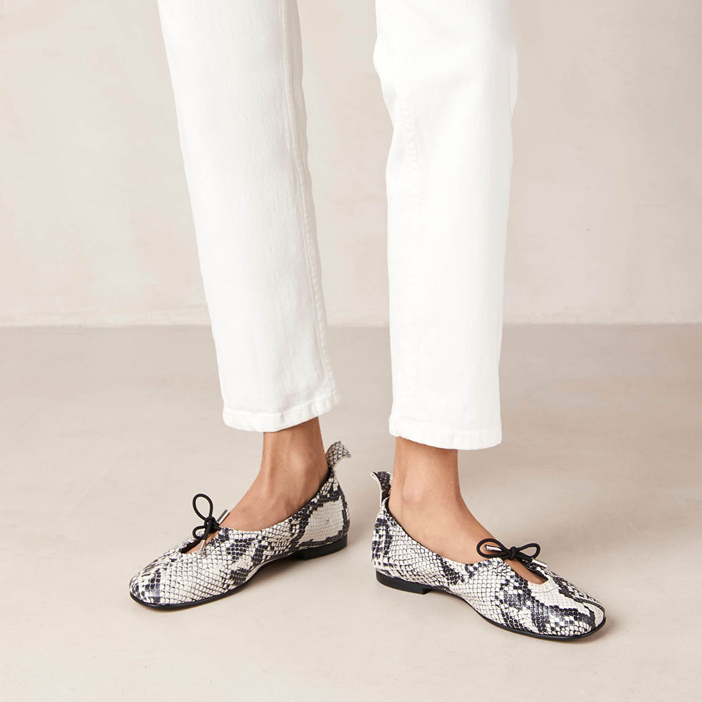 Gray Vegan Leather Snake Skin Round Toe Bow Inlay Ballet Flats