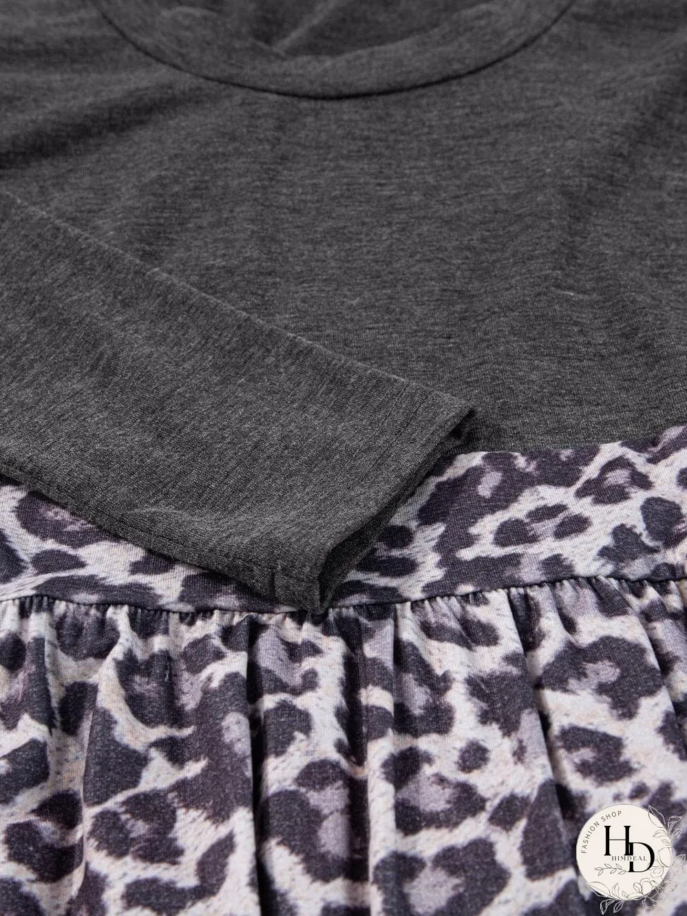 Leopard Print Maxi Dress with Fitted Bodice and Long Sleeves