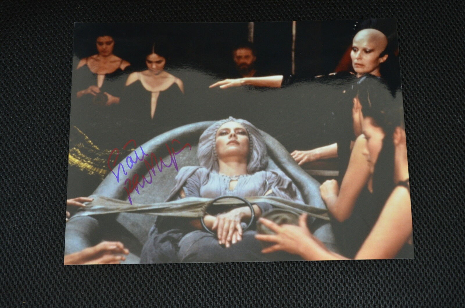 SIAN PHILLIPS signed autograph In Person 8x11 ( 20x28 cm) DUNE