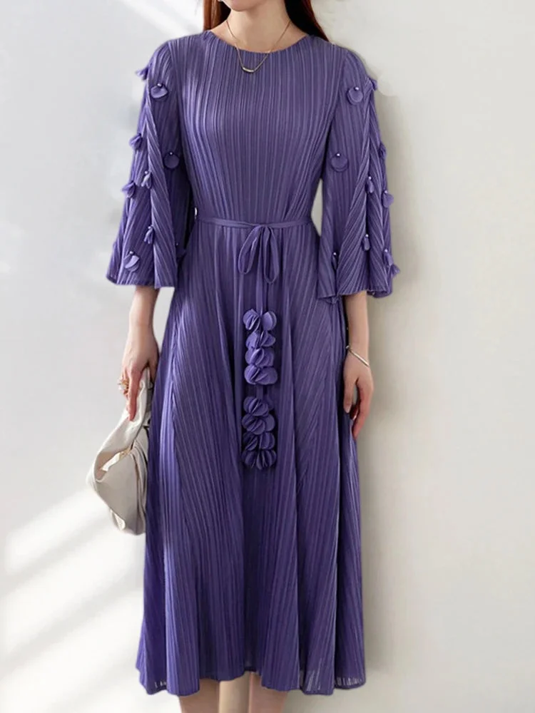 Elegant Purple O-neck Pleated Floral Lace-up Half Bell Sleeve Dress