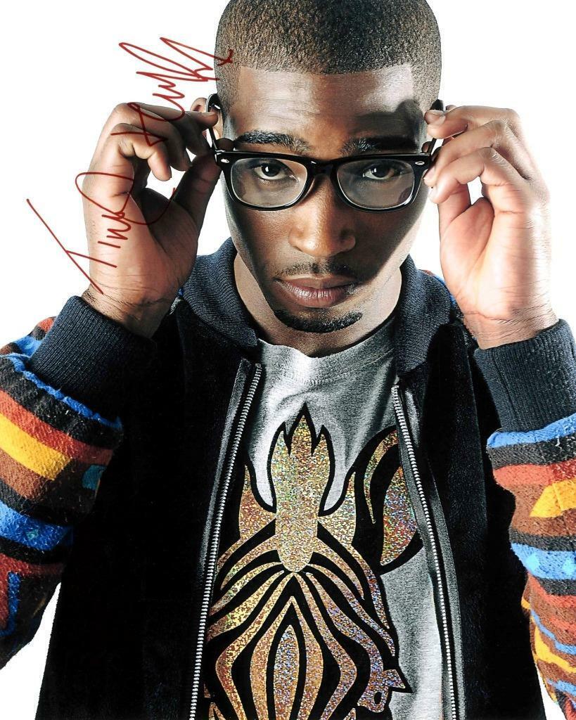 Tinie Tempah SIGNED AUTOGRAPHED 10 X 8