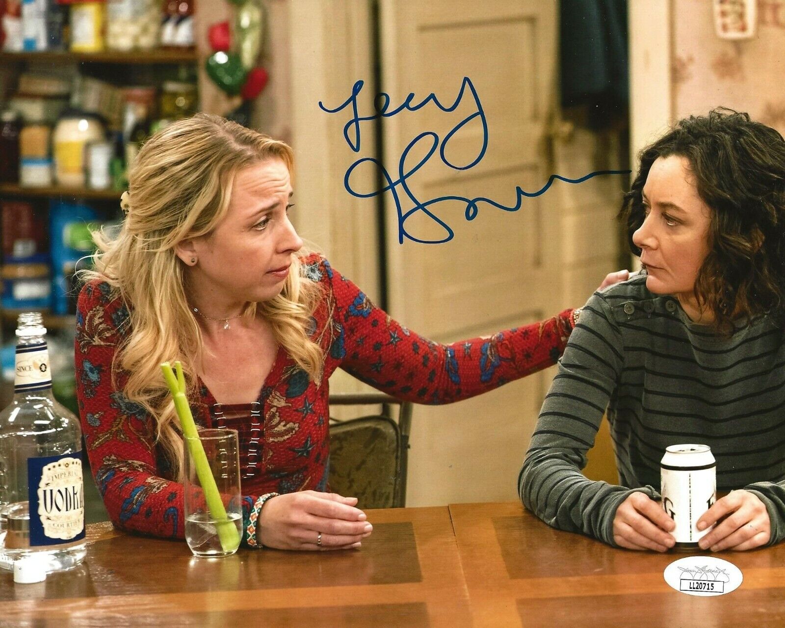 Lecy Goranson Roseanne signed The Conners 8x10 Photo Poster painting autographed Becky 3 JSA