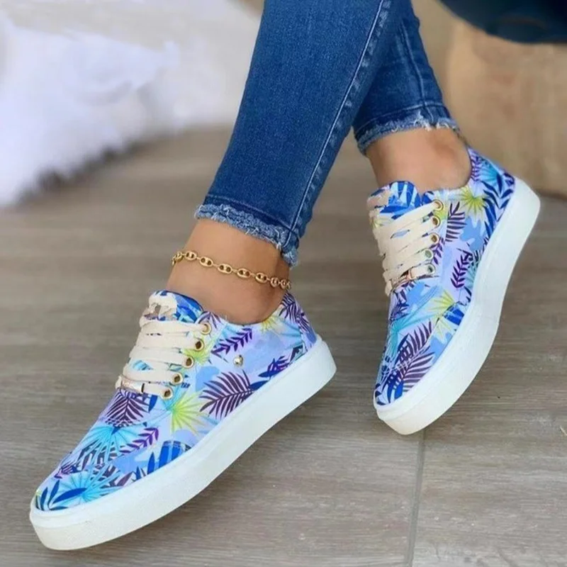 Flats & Loafers for Ladies Over 50: Elevating Style with Comfort-First Choices