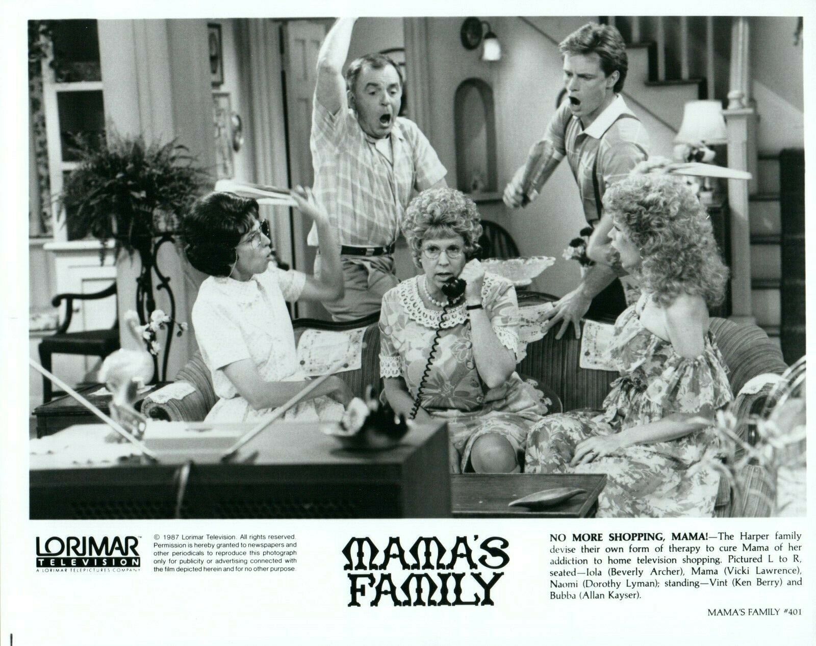 VICKI LAWRENCE ARCHER LYMAN 1987 MAMA'S FAMILY 8x10 HOUSTON CHRONICLE News Photo Poster painting