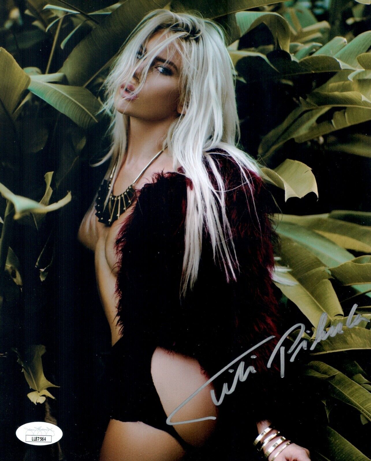 TITI PIKULA Hand Signed SEXY Model 8x10 Photo Poster painting IN PERSON Autograph JSA COA Cert