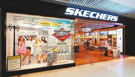 SKECHERS®