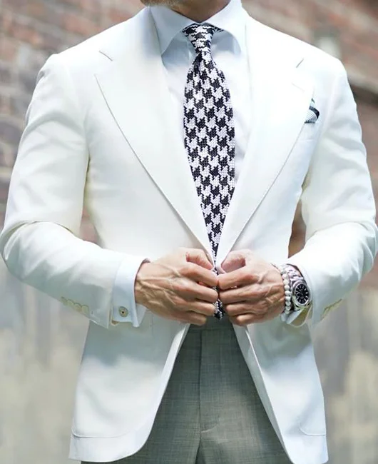 Elegant Solid Color Notch Lapel Pocket Slim Fit Blazer 蚌埠红帽子电子商务有限公司