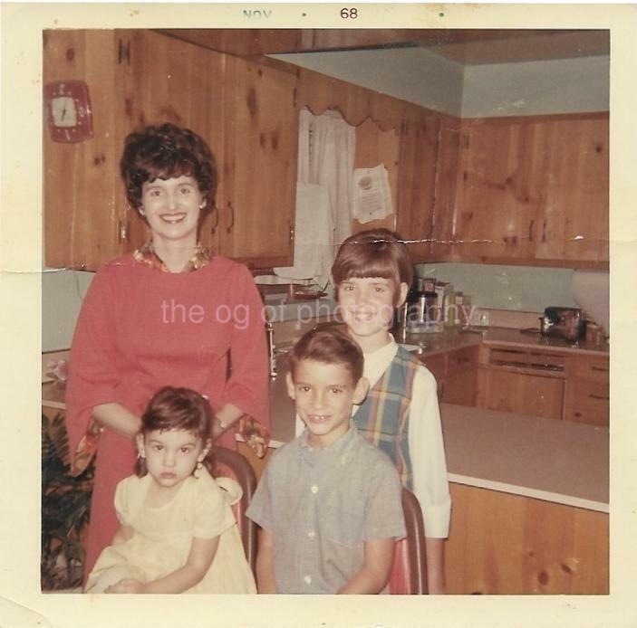 Informal Family Portrait 1960's FOUND Photo Poster paintingGRAPH Original Snapshot VINTAGE 99 12