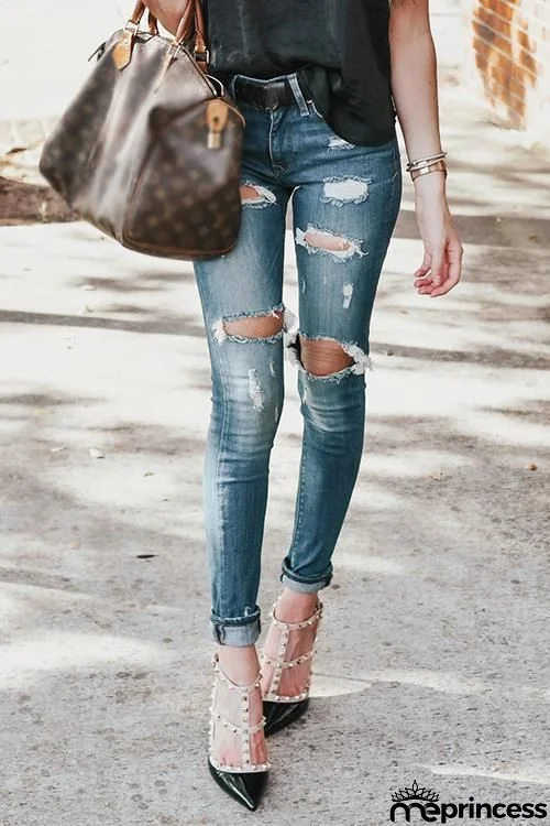 Distressed Slim Fit Jeans