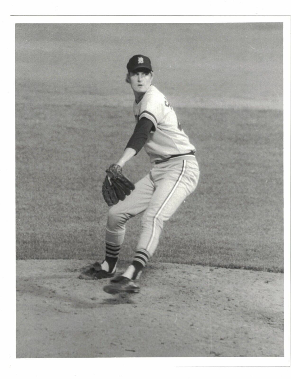 Bill Slayback Detroit Tigers 8x10 Vintage Baseball Photo Poster painting RH