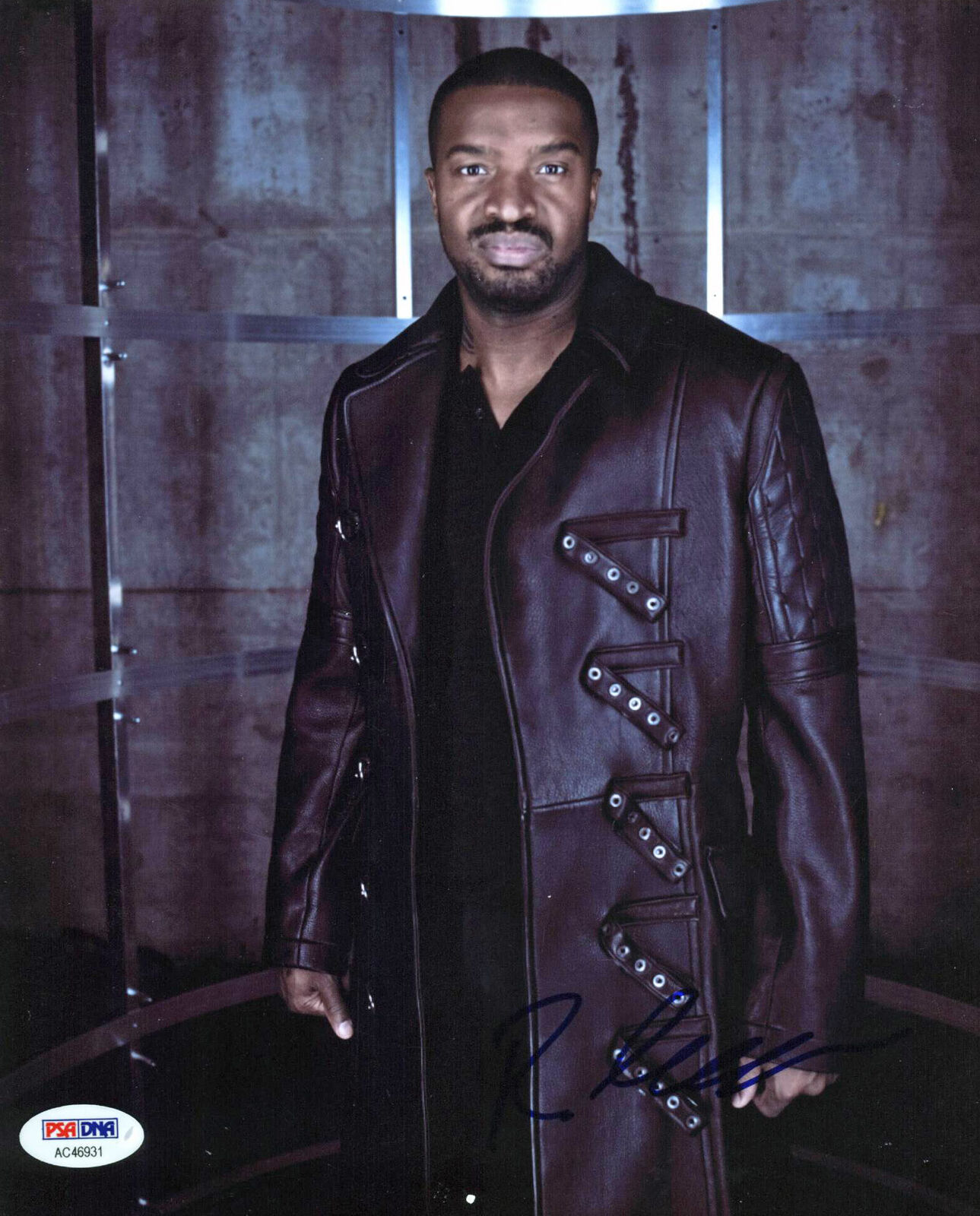 Roger Cross Dark Matter Authentic Signed 8X10 Photo Poster painting Autographed PSA/DNA #AC46931