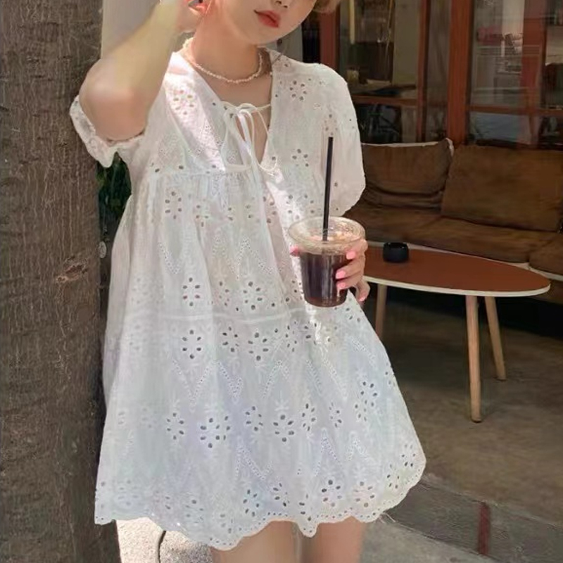 French Style Hook Hollow Flower Lace Tops Summer Loose Short Puff Sleeve White Blouse Casual Ruffle V-neck Lace-up Belt Shirt