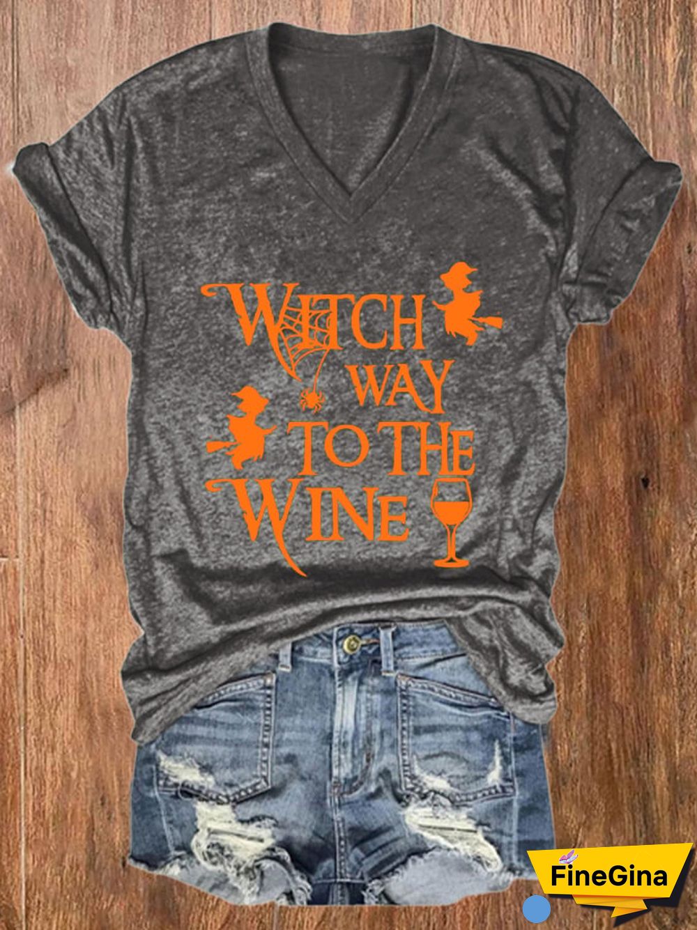 Women's Halloween Witch Way To The Wine Print V-Neck T-Shirt