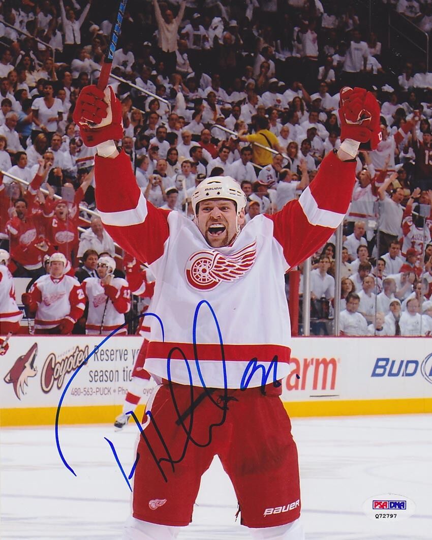 Tomas Holmstrom SIGNED 8x10 Photo Poster painting Detroit Red Wings PSA/DNA AUTOGRAPHED