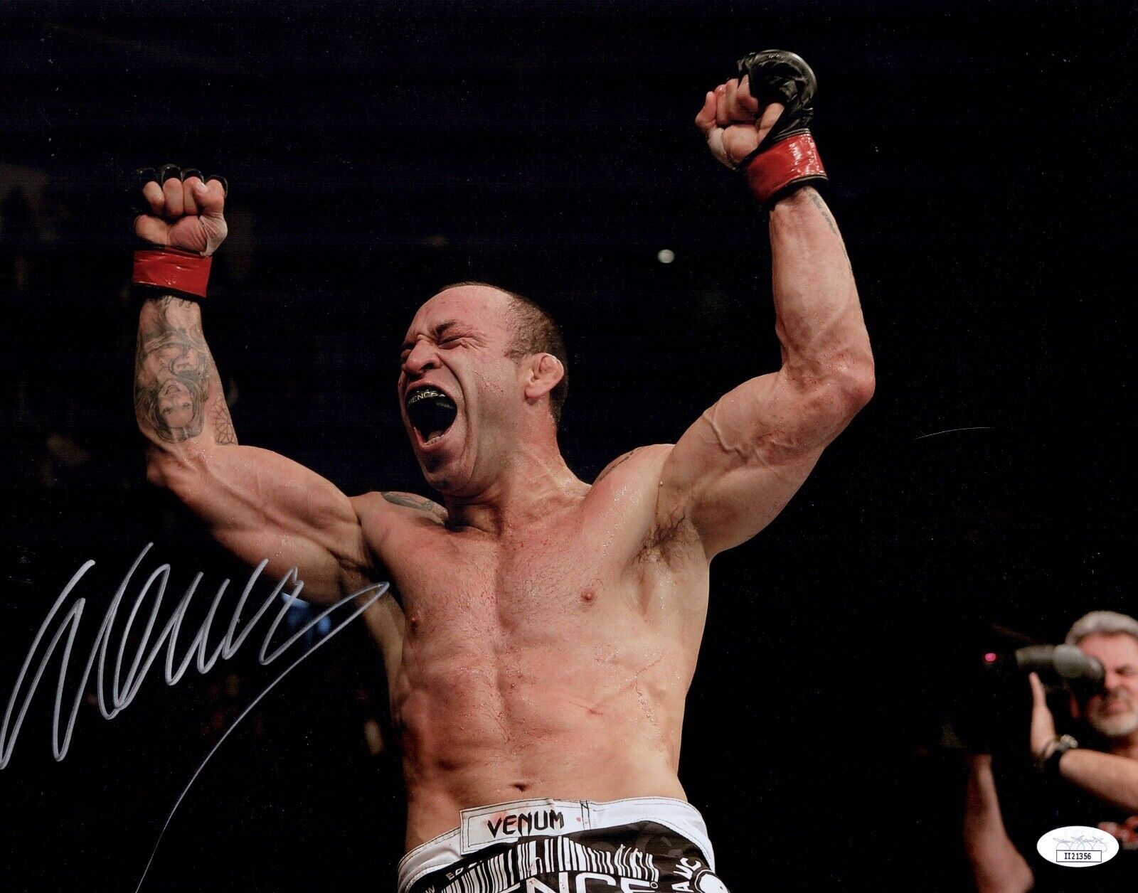 WANDERLEI SILVA Signed UFC 11x14 Photo Poster painting MMA Champion Autograph JSA COA Cert