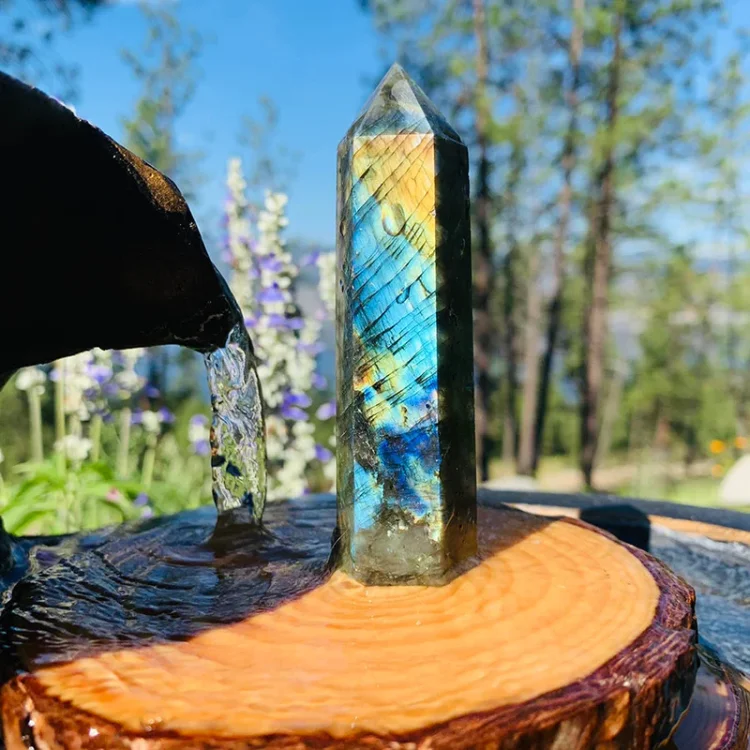 Labradorite Point