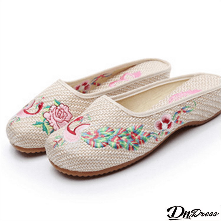 Comfy Embroidered Round Toe Linen Slippers