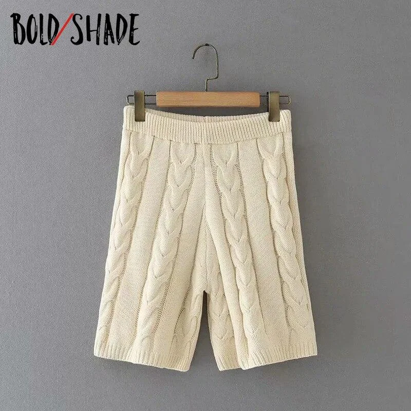 Bold Shade Vintage Streetwear Fashion 90s 2pcs Sets Knitting Twist Sweater Vest and Knee Length Shorts Matching Sets Winter 2021