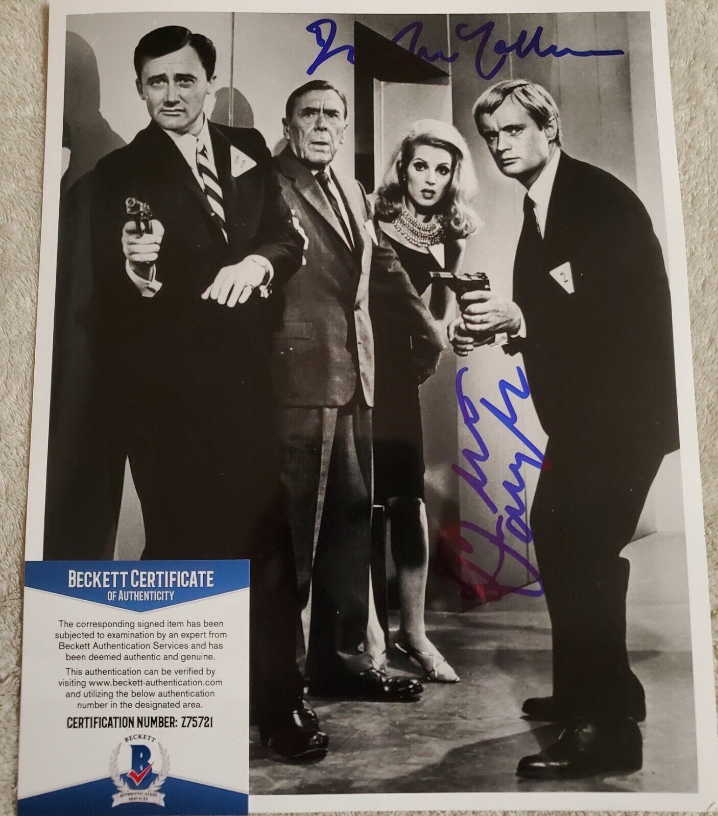 ROBERT VAUGHN & DAVID MCCALLUM SIGNED Photo Poster painting THE MAN FROM U.N.C.L.E. BAS COA