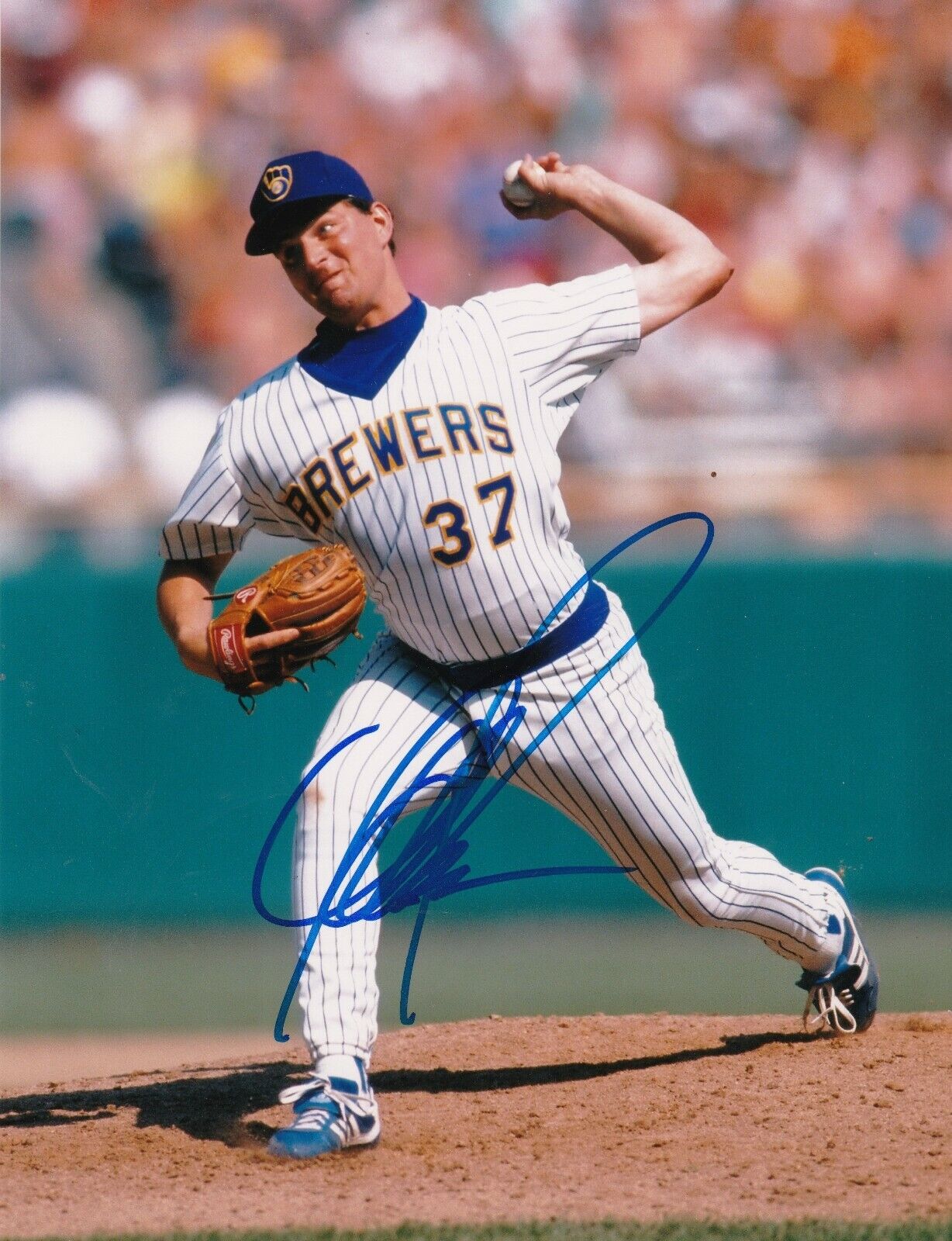 DAN PLESAC MILWAUKEE BREWERS ACTION SIGNED 8x10