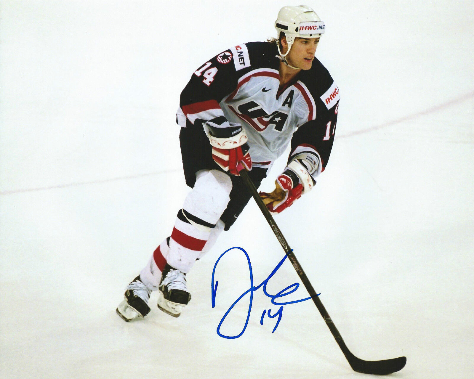 **GFA Minnesota Wild *DARBY HENDRICKSON* Signed 8x10 Photo Poster painting D3 COA**