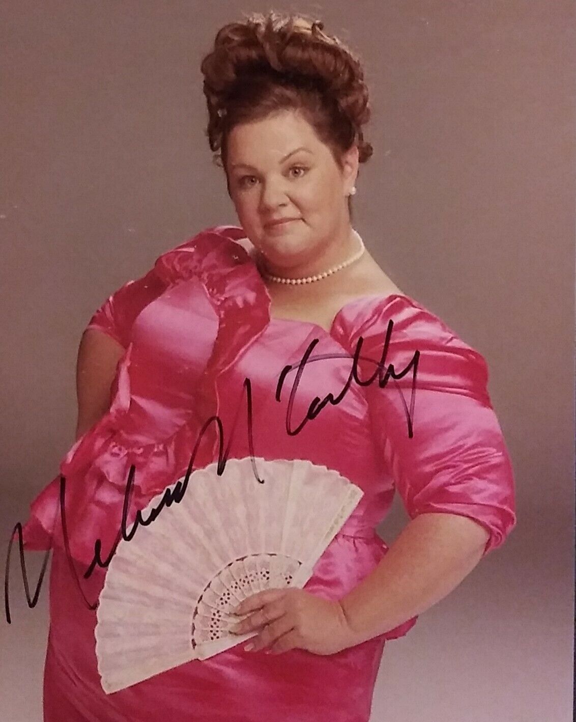 Melissa McCarthy signed 8 x 10