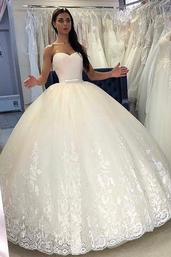 Elegant Backless Floor-length Princess Sweetheart Wedding Dress With Appliques Lace Tulle | Ballbellas Ballbellas
