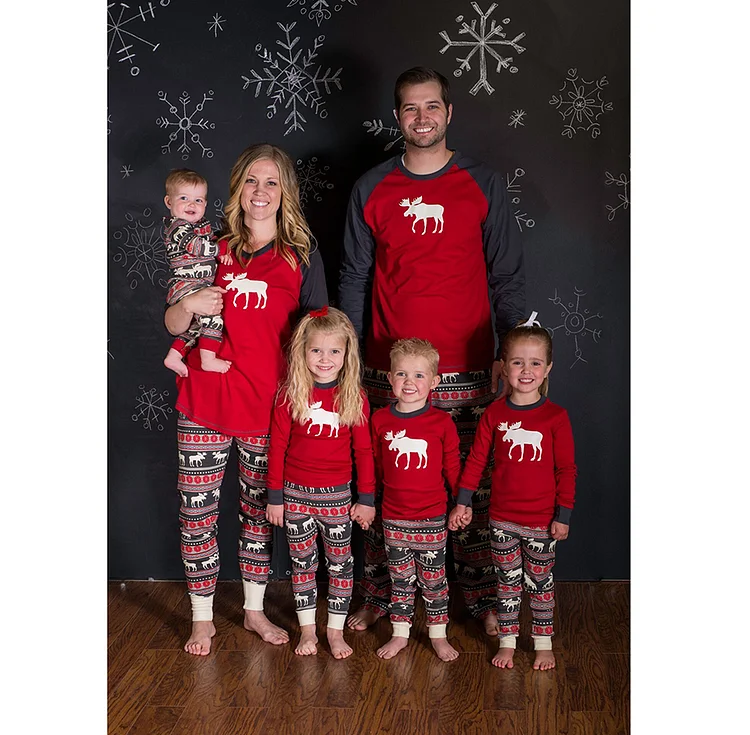 Family Matching Deer Print Christmas Matching Pajamas Set